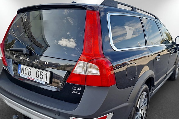 Volvo XC70 9 of 15
