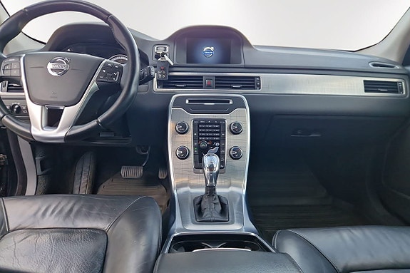 Volvo XC70 6 of 15