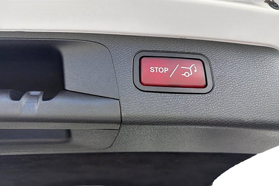 Mercedes-Benz E220 15 of 26