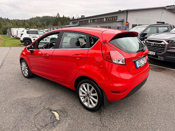 Ford Fiesta 6 of 13