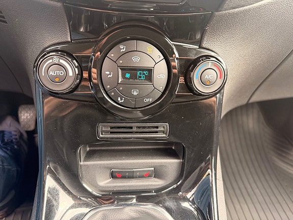 Ford Fiesta 13 of 13