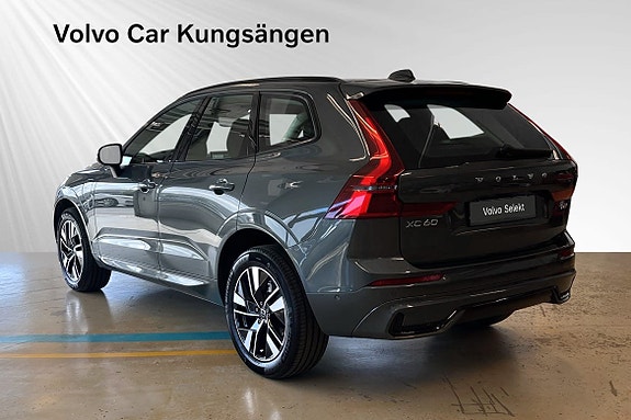 Volvo XC60 4 of 24