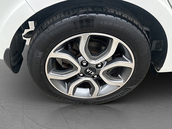Kia Picanto 27 of 30