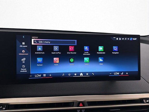 BMW iX 23 of 30