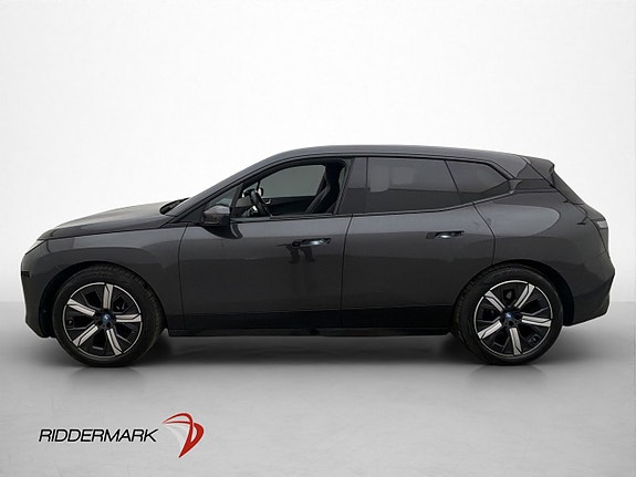 BMW iX 5 of 30