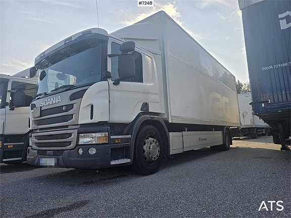 Scania P320 Skåpbil med bakgavellift (319,000:- ex moms)