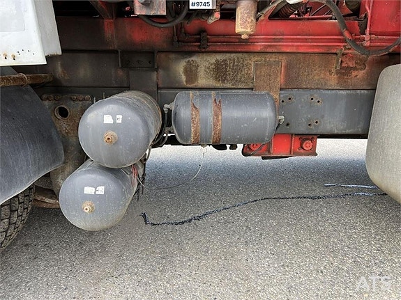 Scania P230 med betongpump (319,000:- ex moms) 18 of 24
