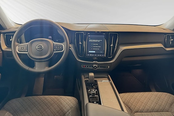 Volvo XC60 9 of 23