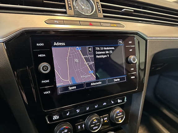 Volkswagen Passat 11 of 20