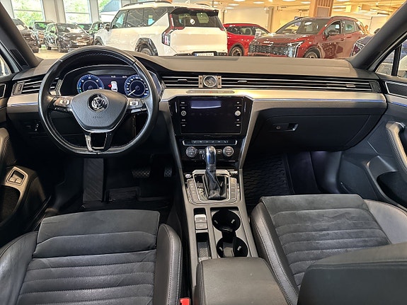 Volkswagen Passat 7 of 20