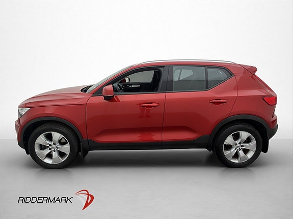 Volvo XC40 4 of 30
