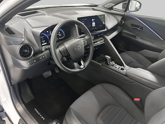 Toyota C-HR 14 of 19