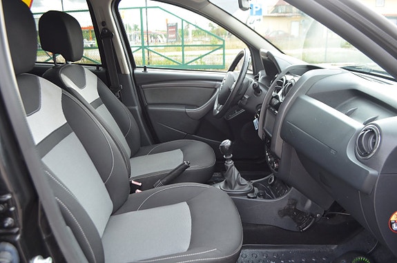 Dacia Duster 11 of 17