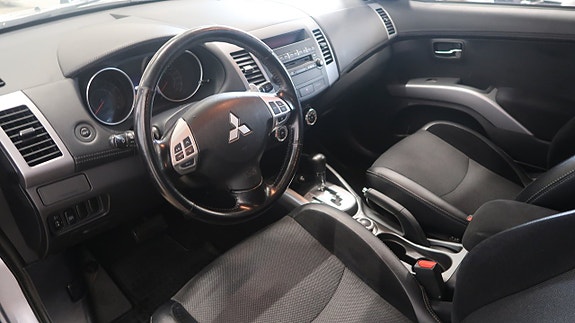 Mitsubishi Outlander 9 of 15