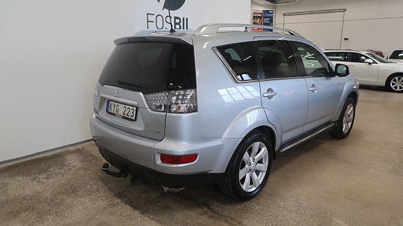 Mitsubishi Outlander 4 of 15