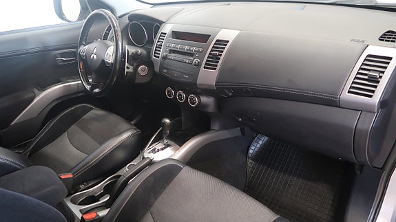 Mitsubishi Outlander 10 of 15
