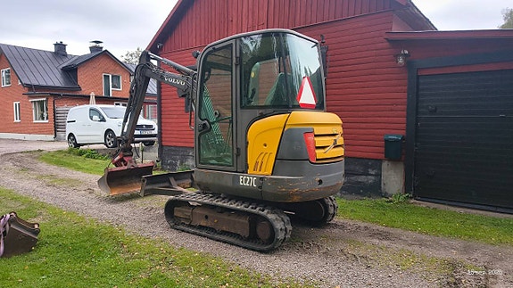 Minigrävare 2800kg 3 skopor 4 of 5