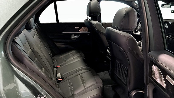 Mercedes-Benz GLE53 5 of 9