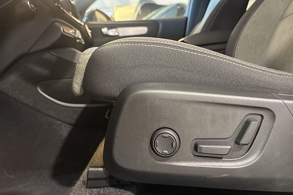 Volvo XC40 20 of 25