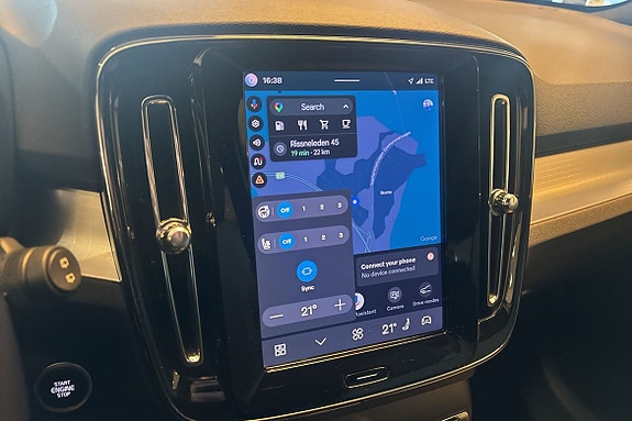 Volvo XC40 22 of 25