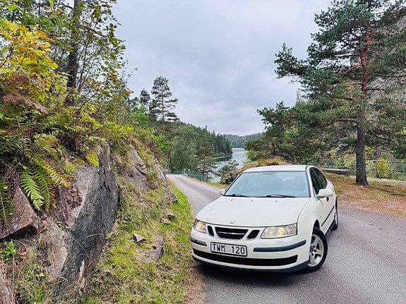 Saab 9-3 2 of 7