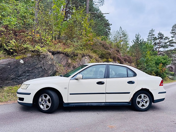 Saab 9-3 3 of 7