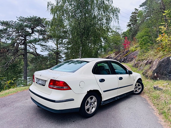 Saab 9-3 5 of 7