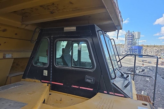 CAT 771D Bergdumper 10 of 24
