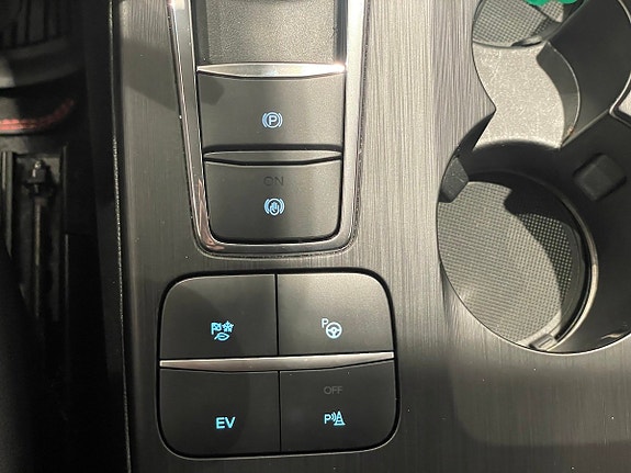 Ford Kuga 11 of 13