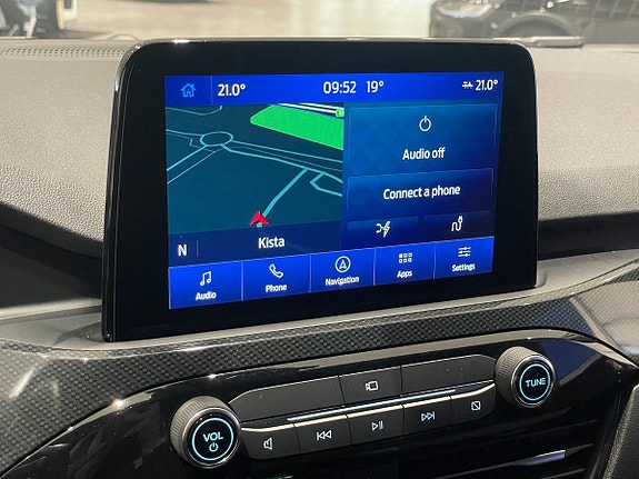 Ford Kuga 9 of 13