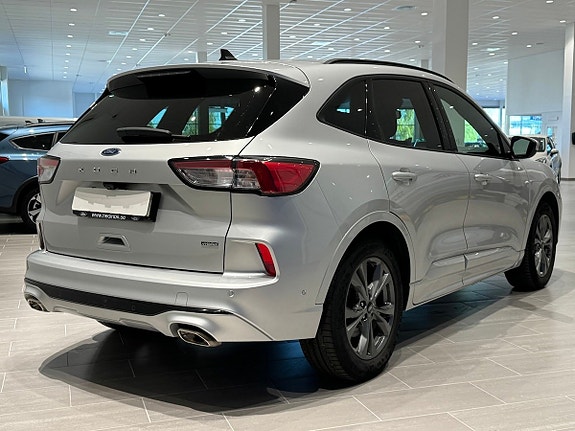 Ford Kuga 3 of 13