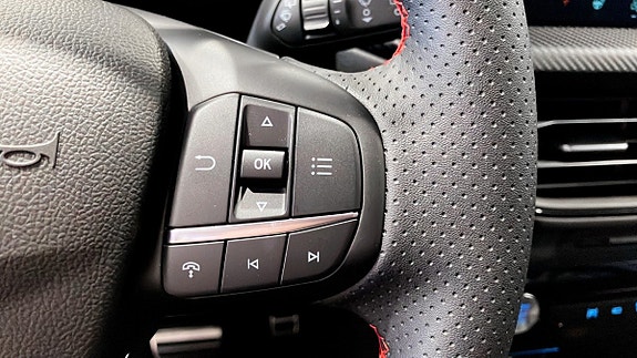 Ford Kuga 14 of 19