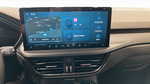 Ford Kuga 12 of 19