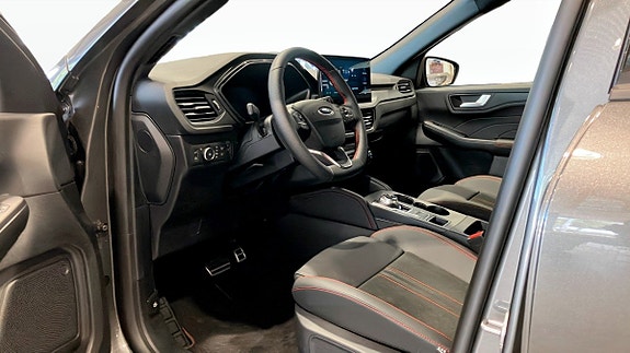 Ford Kuga 19 of 19