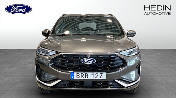 Ford Kuga 8 of 19