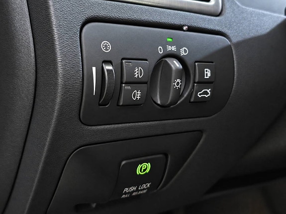 Volvo V70 15 of 26