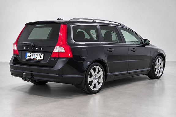 Volvo V70 9 of 26