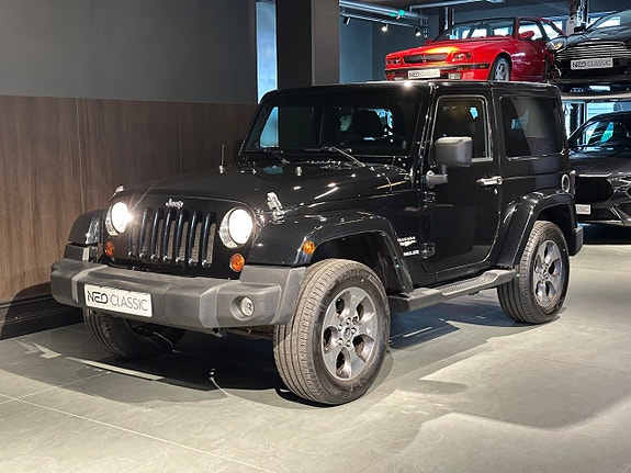Jeep Wrangler 5 of 17
