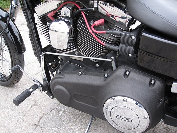 Harley-Davidson Wide Glide 2 of 7