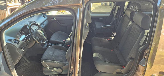 Volkswagen Caddy Maxi 7 of 13