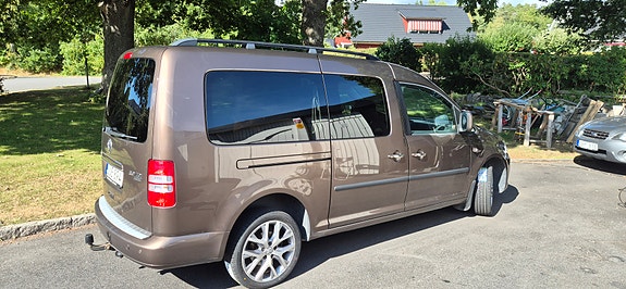 Volkswagen Caddy Maxi 2 of 13