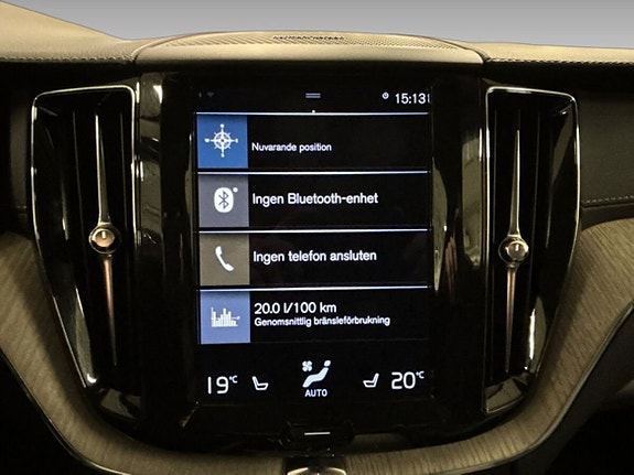 Volvo XC60 11 of 20