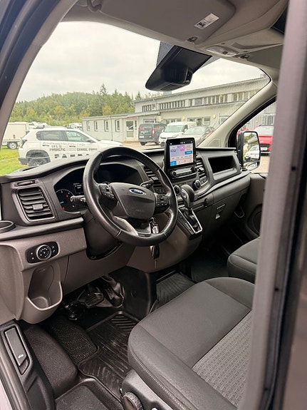 Ford Transit 9 of 14