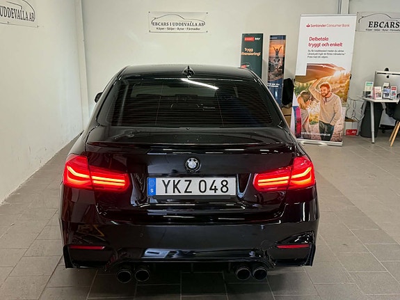 BMW 320d 5 of 17