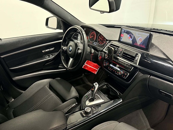 BMW 320d 10 of 17