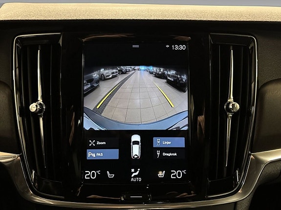 Volvo V90 Cross Country 9 of 19