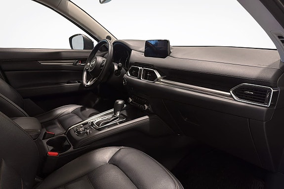 Mazda CX-5 9 of 18