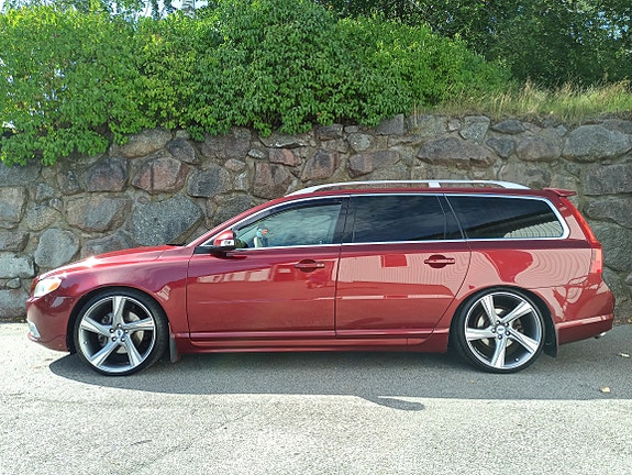 Volvo V70 4 of 7