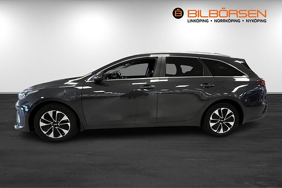 Kia Ceed 4 of 14
