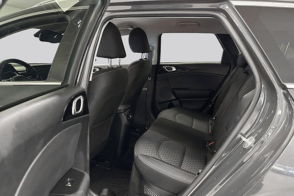 Kia Ceed 9 of 14